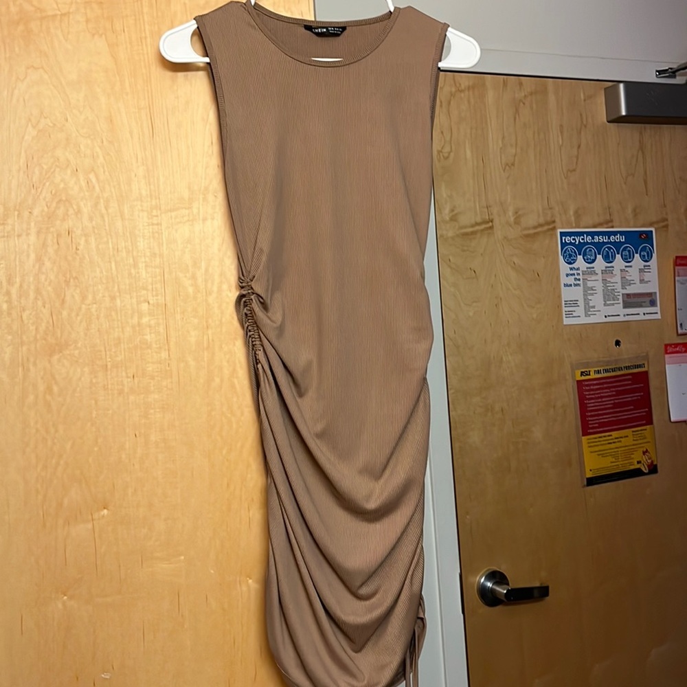 shein brown ribbed scrunch dress
